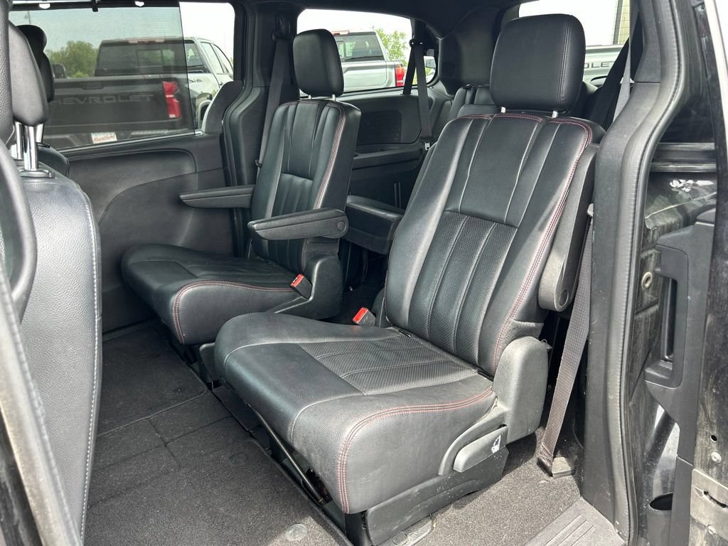 Used 2018 Dodge Grand Caravan GT FWD image 30
