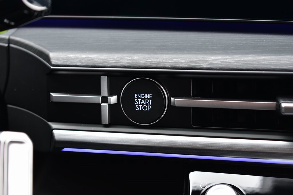 New 2025 Hyundai Santa Fe Limited image 45