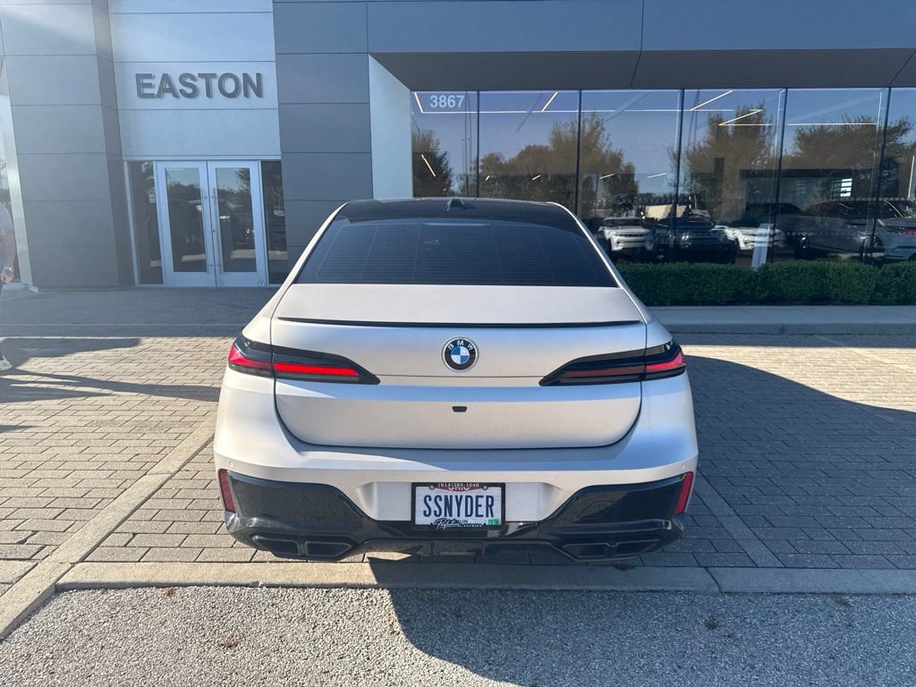 Used 2023 BMW 760i xDrive w/ Executive Package AWD/4WD image 6