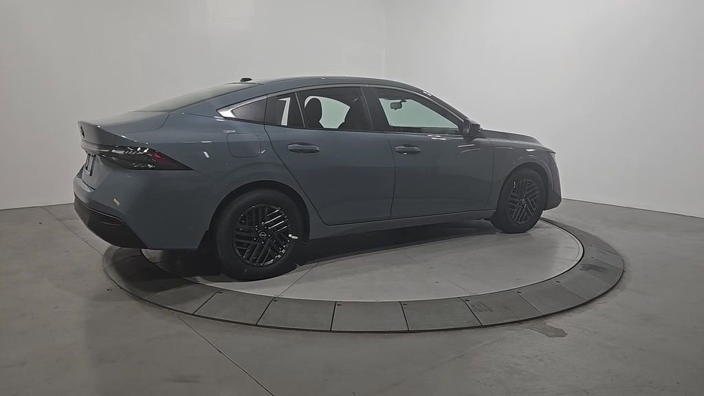 New 2026 Nissan Sentra SV w/ Floor Mat Package FWD image 5