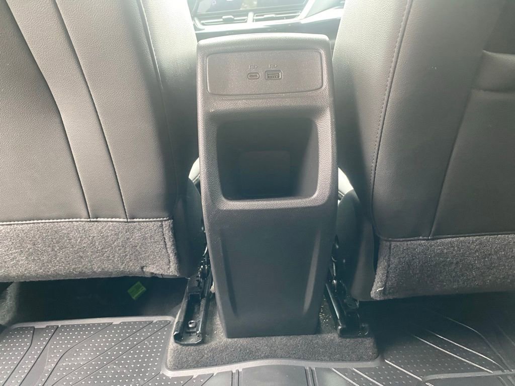 Used 2024 Chevrolet Trax ACTIV w/ Sunroof Package image 31