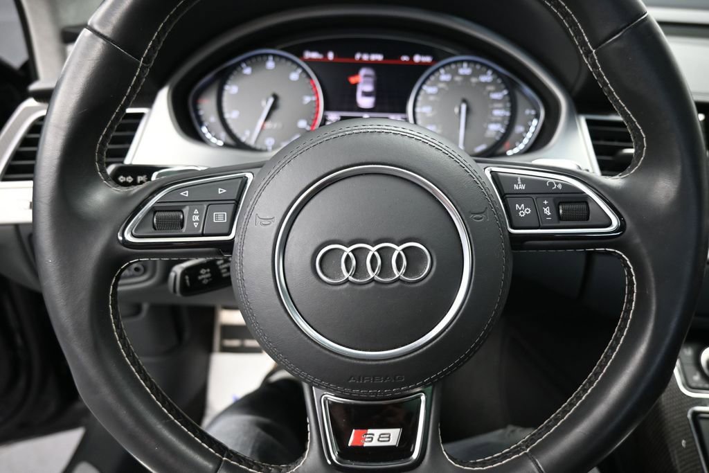 Used 2014 Audi S8 AWD/4WD image 44