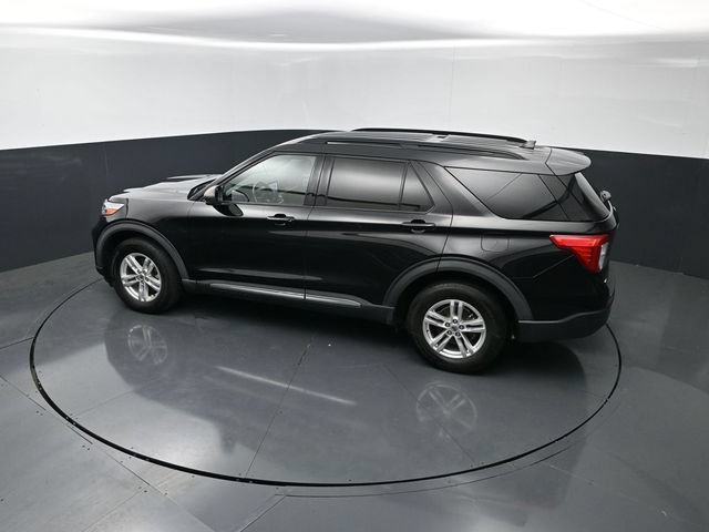 Used 2020 Ford Explorer XLT w/ Comfort Package AWD/4WD image 16