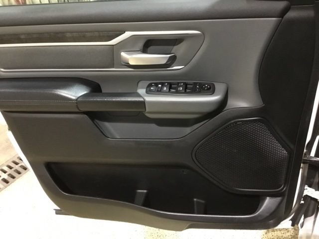 Used 2021 RAM 1500 Big Horn AWD/4WD image 39