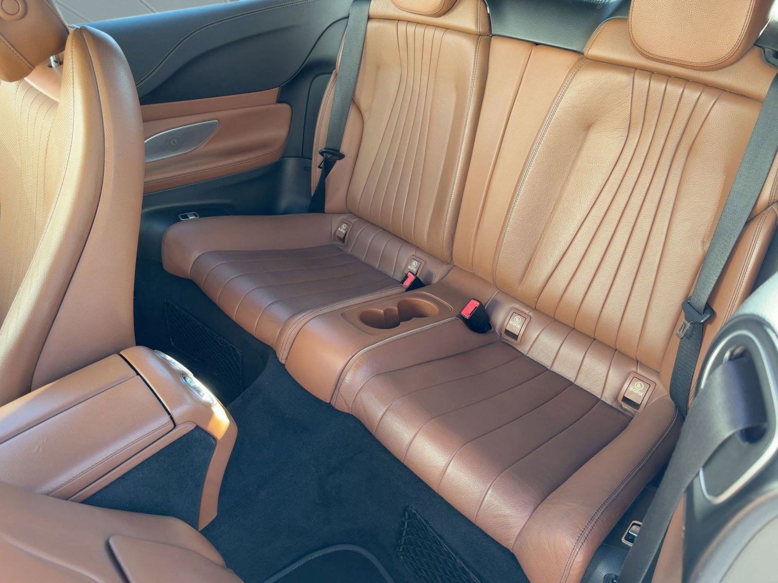 Used 2018 Mercedes-Benz E 400 E 400 image 28