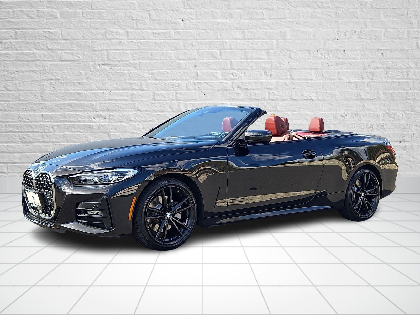 Used 2024 BMW 430i xDrive Convertible w/ M Sport Package AWD/4WD image 3