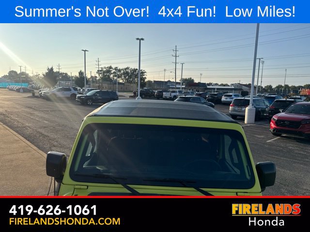 Used 2023 Jeep Wrangler Sport AWD/4WD image 9