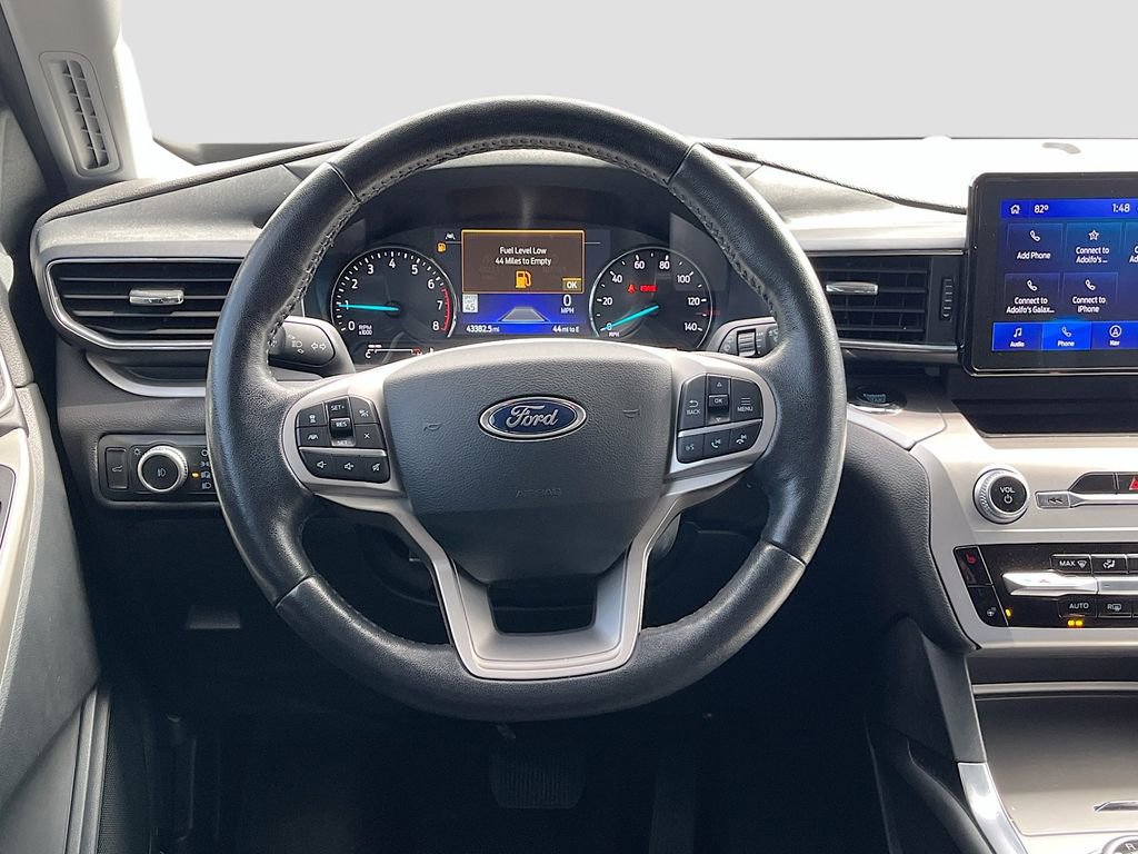 Used 2022 Ford Explorer XLT w/ Equipment Group 202A image 11