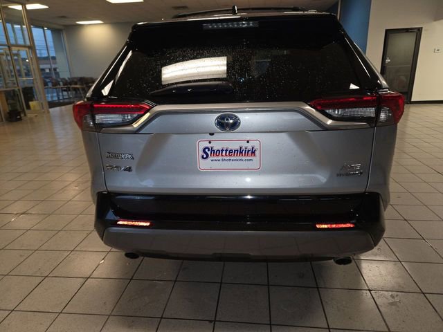 Used 2021 Toyota RAV4 XSE w/ XSE Grade Weather Package image 7