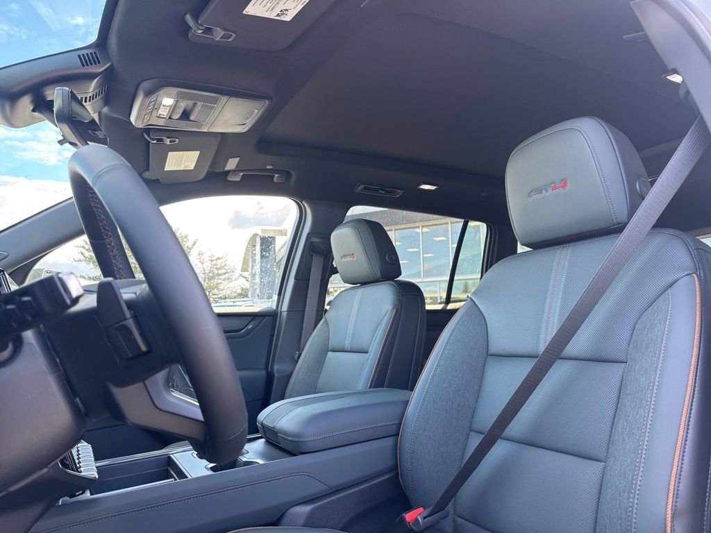 New 2026 GMC Acadia AT4 w/ Luxury Package AWD/4WD image 16