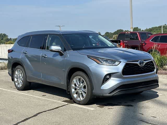 Used 2023 Toyota Highlander Limited AWD/4WD image 22
