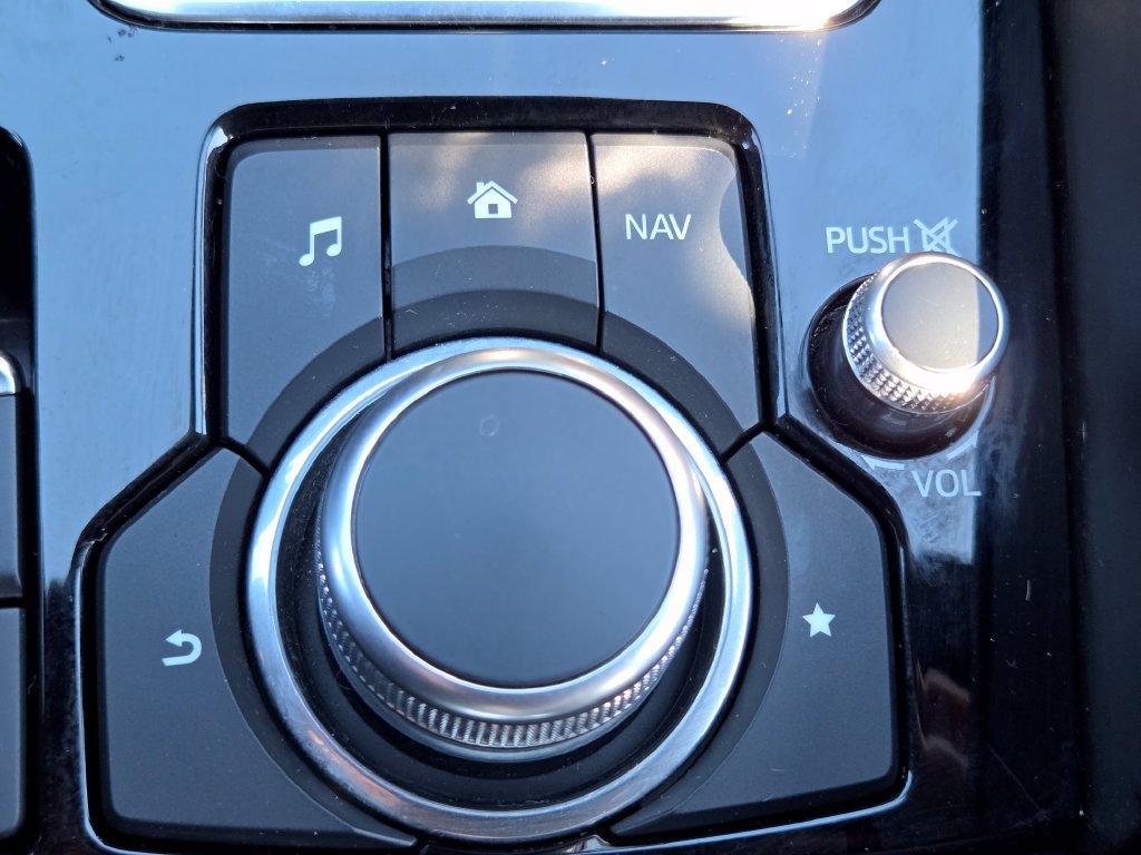 Used 2018 MAZDA MAZDA6 Signature FWD image 11