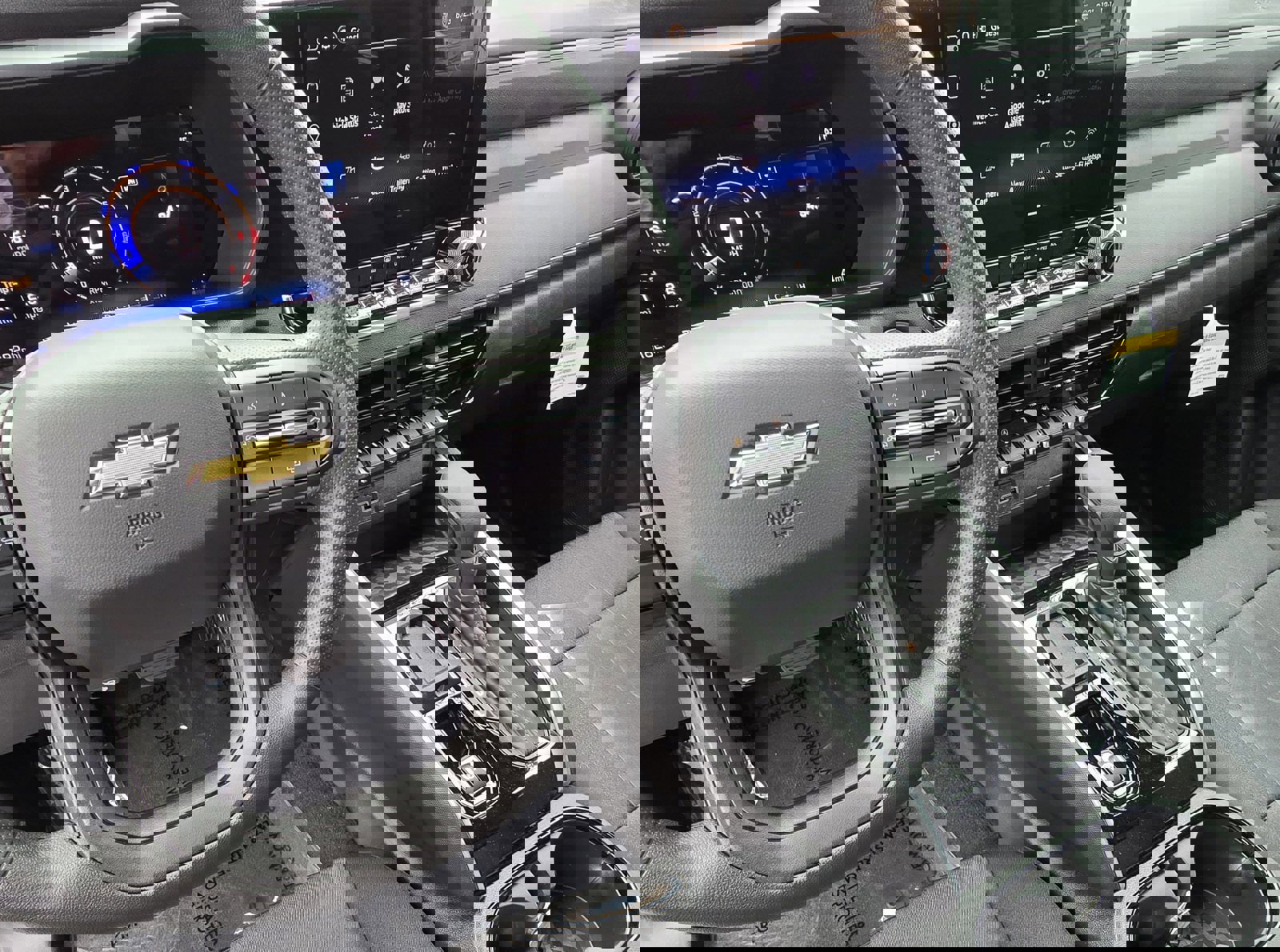 Used 2024 Chevrolet Colorado W/T w/ Technology Package image 36