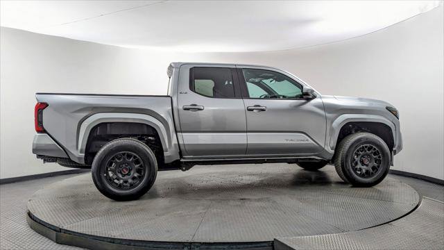 Used 2025 Toyota Tacoma SR5 RWD image 9