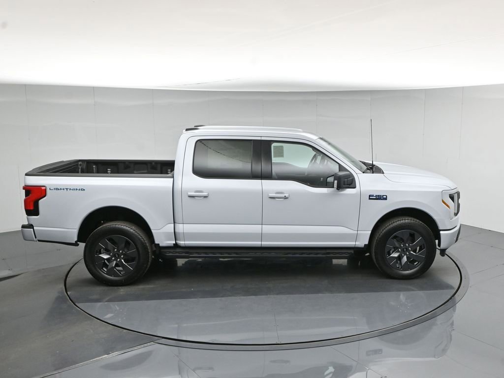 New 2025 Ford F150 Lightning Flash AWD/4WD image 40