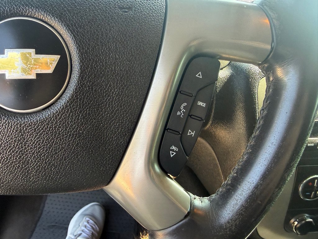 Used 2012 Chevrolet Silverado 3500 LTZ AWD/4WD image 19