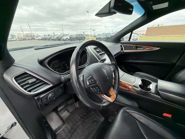 Used 2017 Lincoln MKX Reserve w/ Lincoln MKX Climate Package image 11