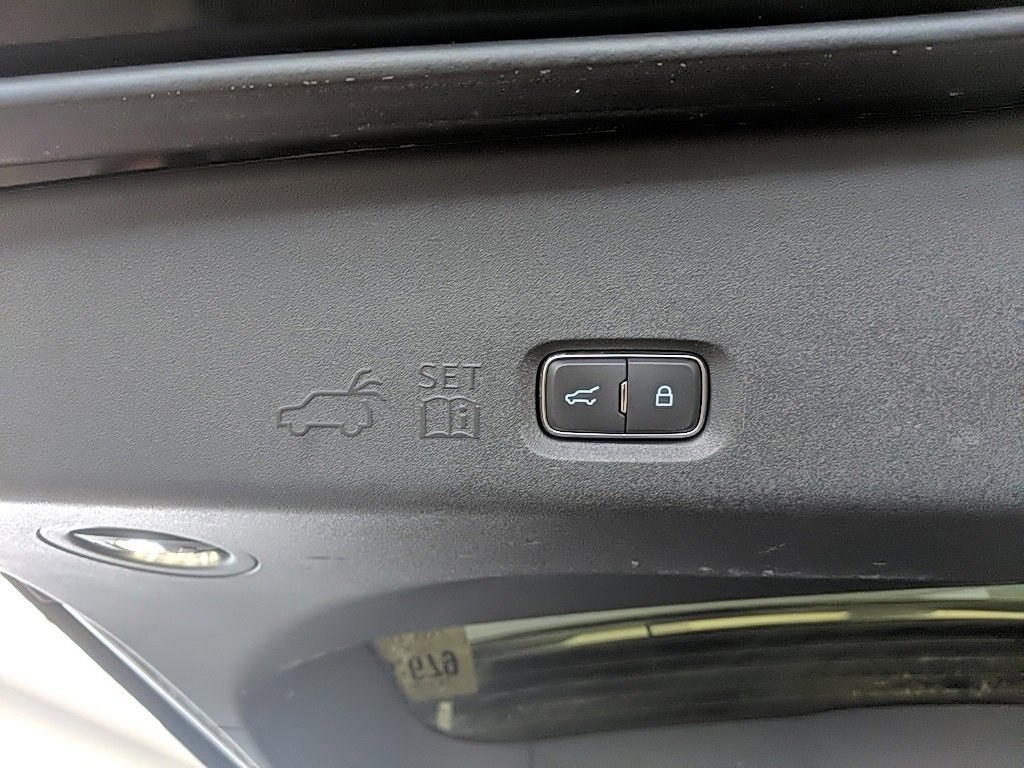 Certified 2025 Ford Expedition Active image 9