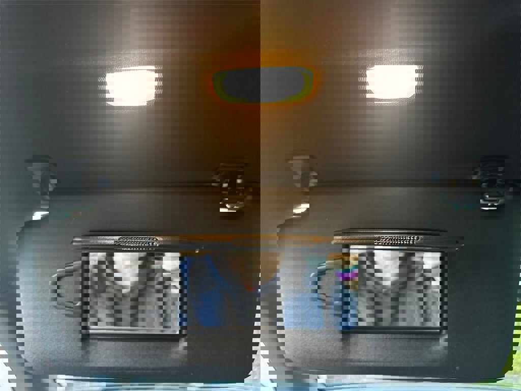 Used 2025 Mercedes-Benz CLE 450 4MATIC Coupe image 26