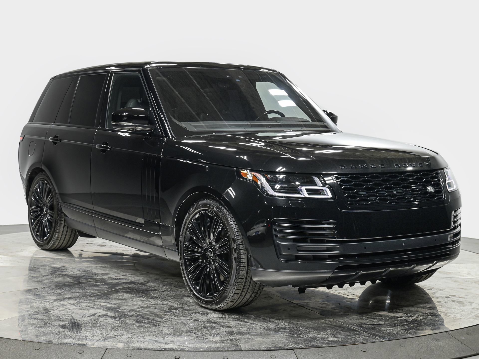 Used 2022 Land Rover Range Rover P525 Westminster Edition image 10