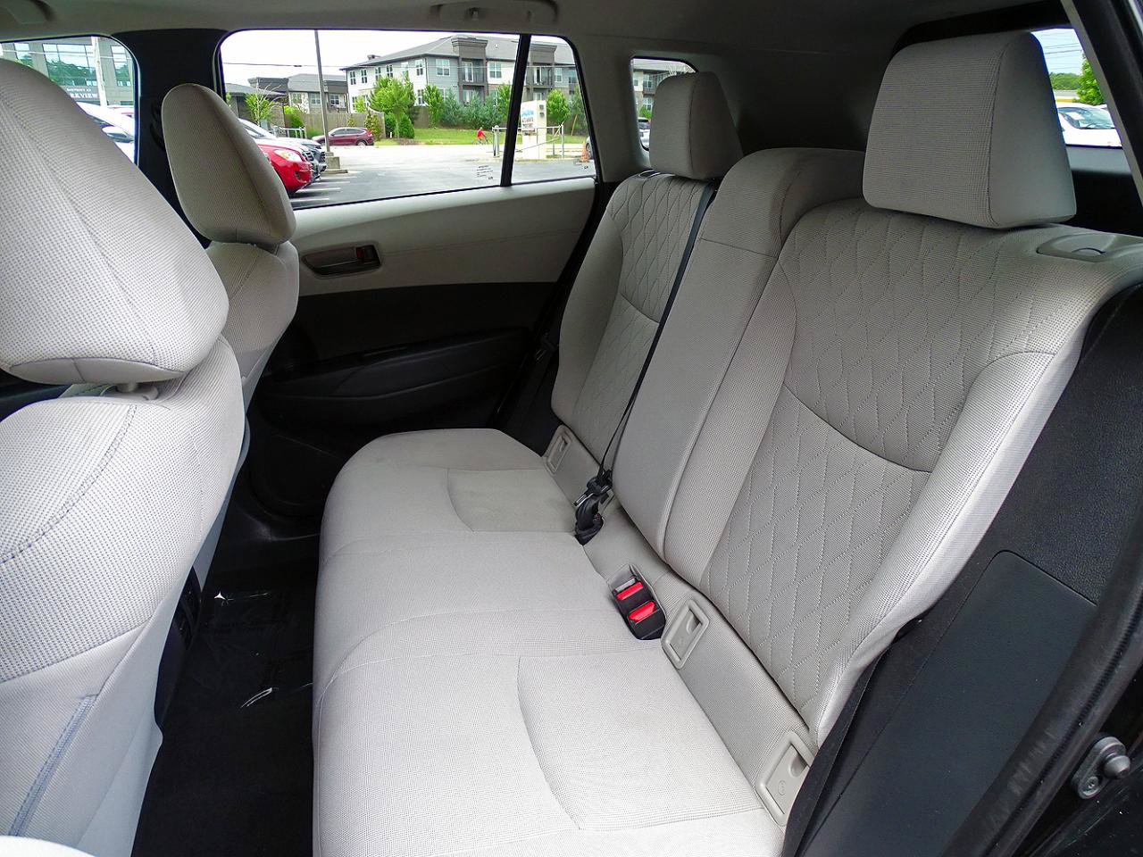 Used 2022 Toyota Corolla Cross LE w/ Moonroof Package AWD/4WD image 33