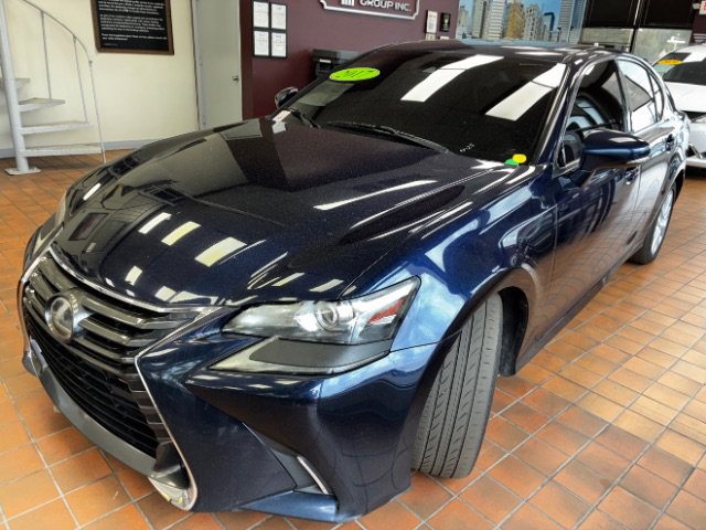 Used 2017 Lexus GS 200t w/ Preferred Accessory Package RWD image 8