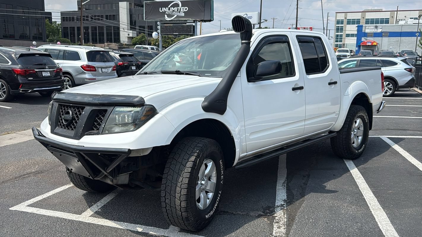Used 2012 Nissan Frontier SV w/ SV Premium Utility Pkg AWD/4WD image 7