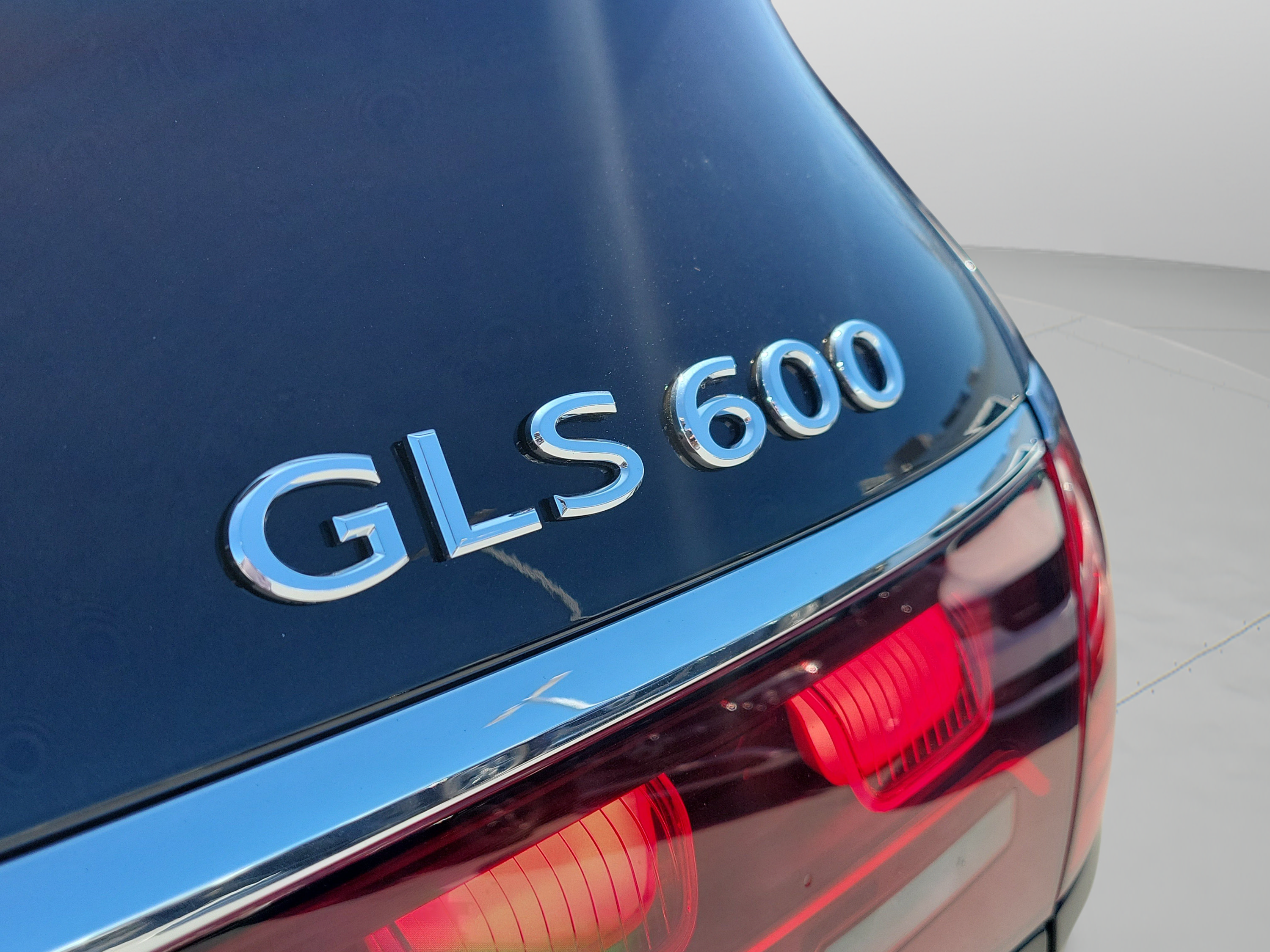 Certified 2026 Mercedes-Benz Maybach GLS 600 4MATIC image 35
