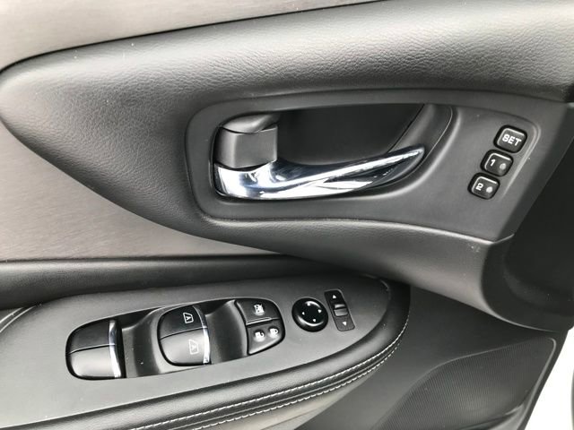 Used 2023 Nissan Murano SL image 18