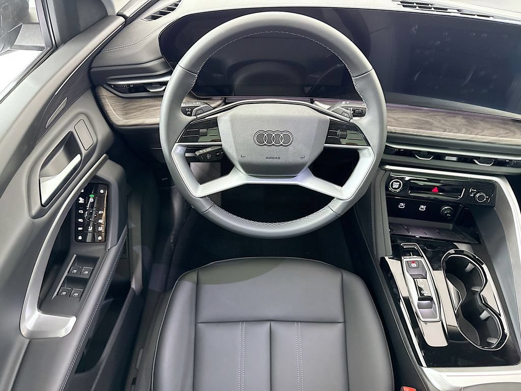 Used 2026 Audi Q5 Premium w/ Premium Plus AWD/4WD image 11
