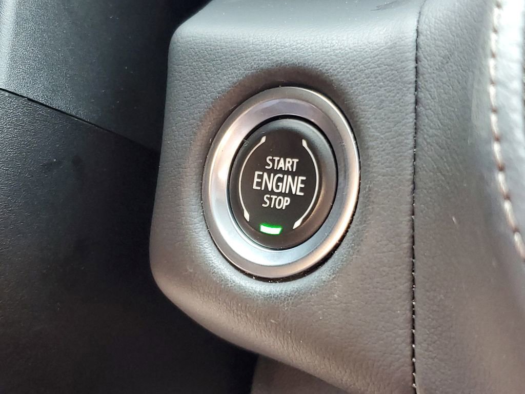 Used 2022 Chevrolet Tahoe High Country image 16