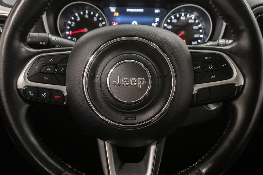 Used 2019 Jeep Compass Latitude w/ Popular Equipment Group AWD/4WD image 14