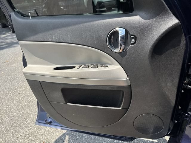 Used 2009 Chevrolet HHR SS FWD image 23