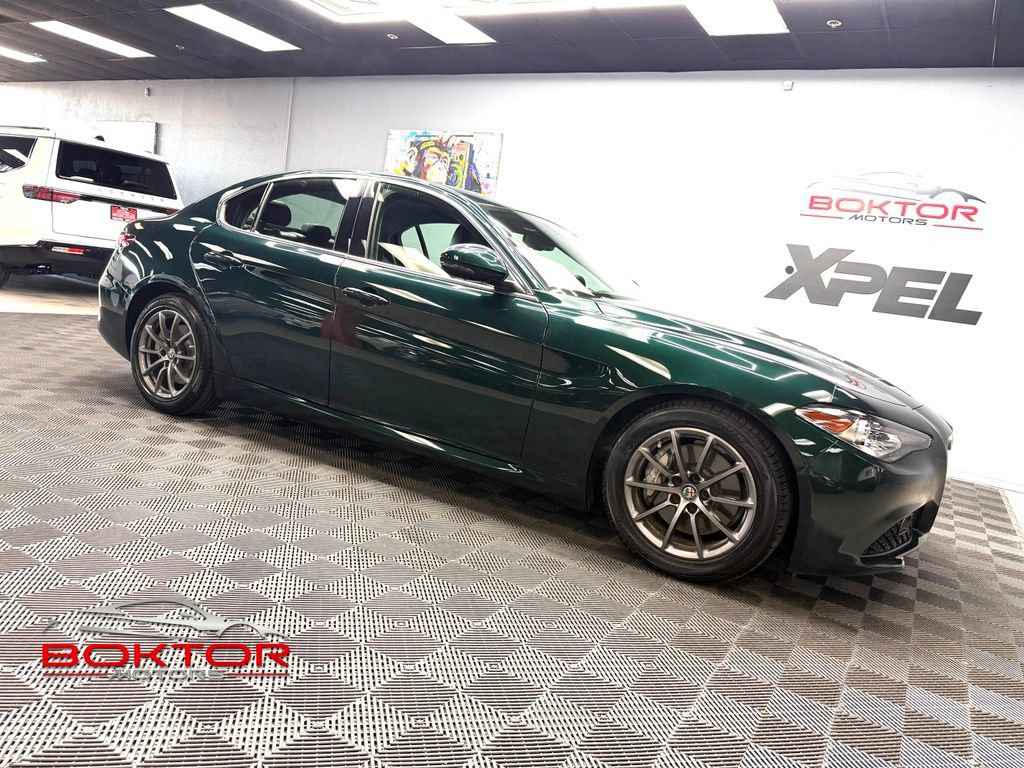 Used 2020 Alfa Romeo Giulia RWD video 1