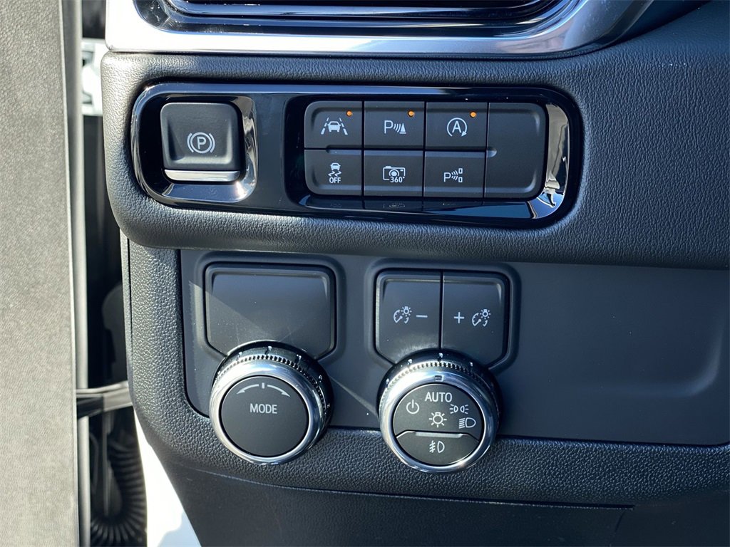 New 2026 GMC Yukon Elevation image 27