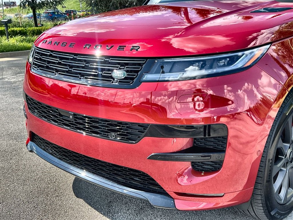 New 2025 Land Rover Range Rover Sport Dynamic SE image 9