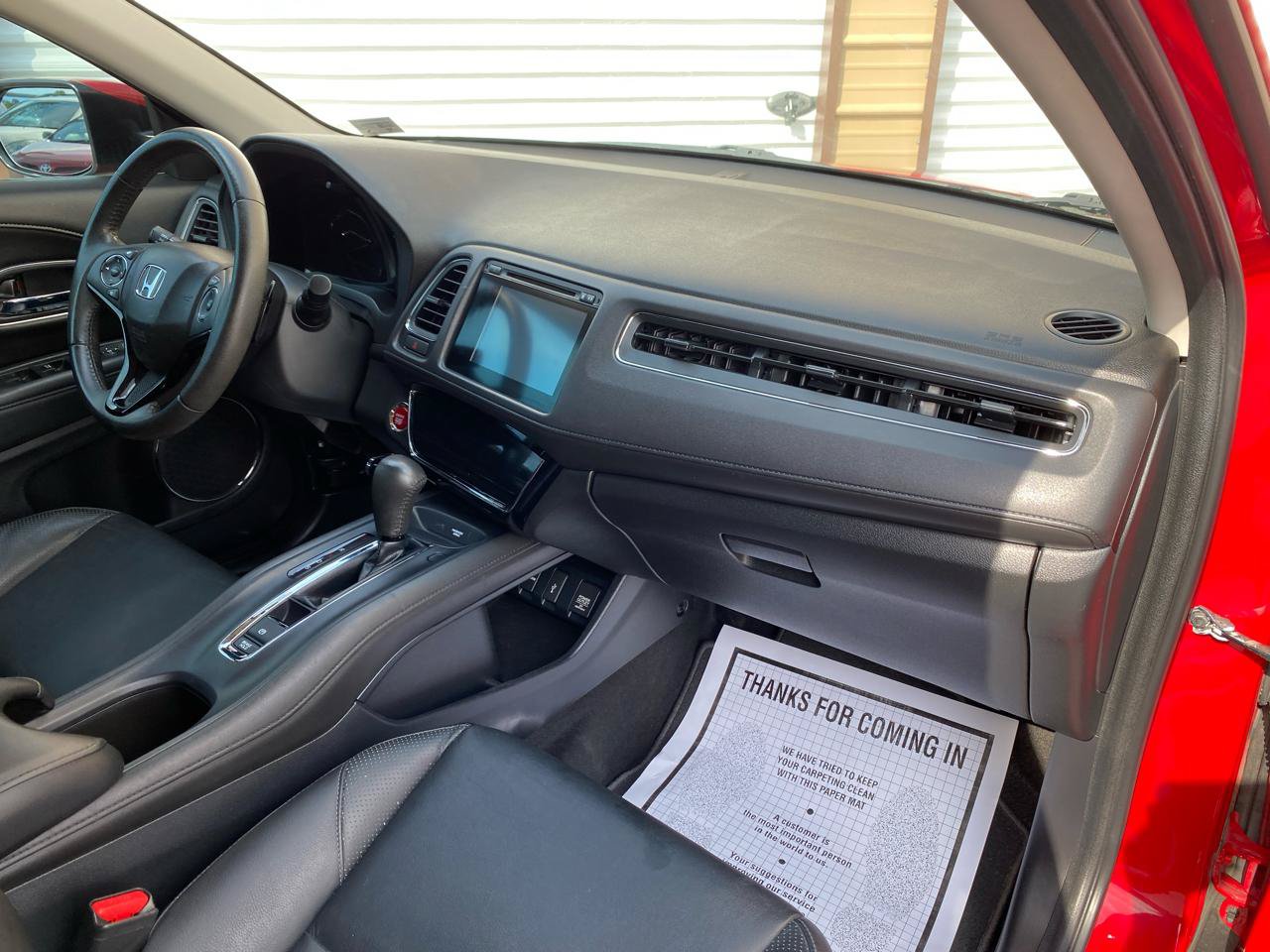 Used 2017 Honda HR-V EX-L image 10