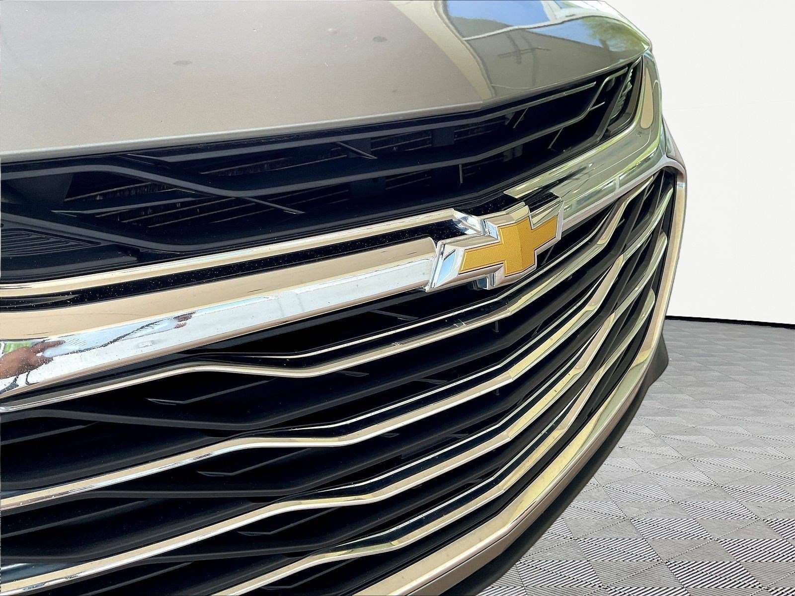 Used 2023 Chevrolet Malibu LT FWD image 33