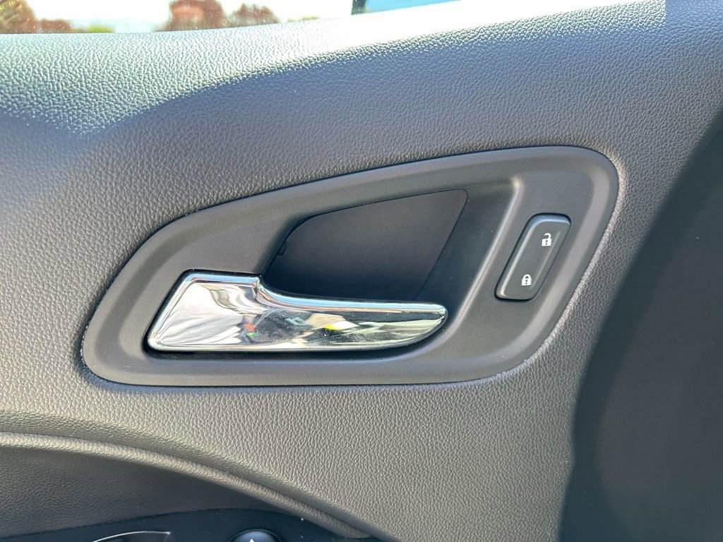 Used 2019 Chevrolet Colorado LT w/ LT Convenience Package image 18