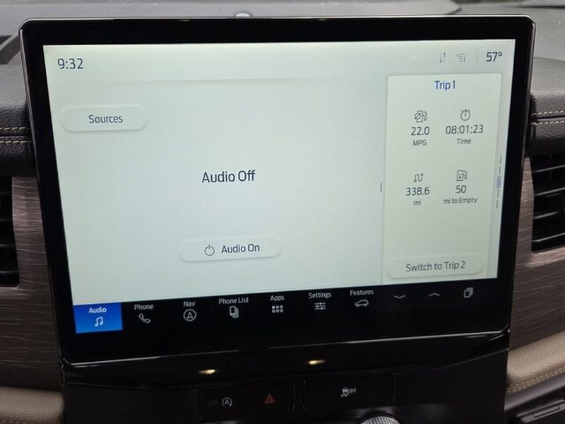 Used 2024 Ford Expedition Limited image 22