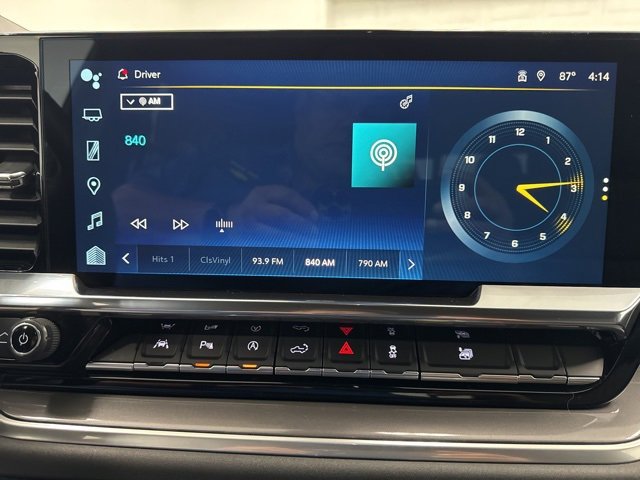 Used 2024 Chevrolet Silverado 1500 High Country image 17