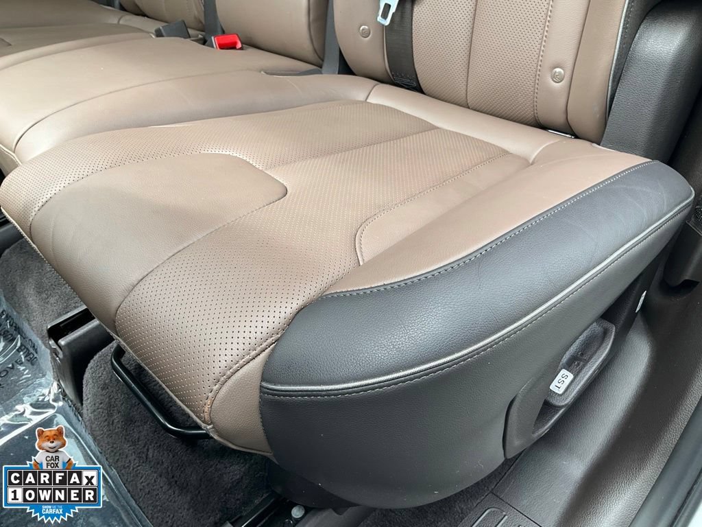 Used 2023 Hyundai Santa Fe Limited AWD/4WD image 29