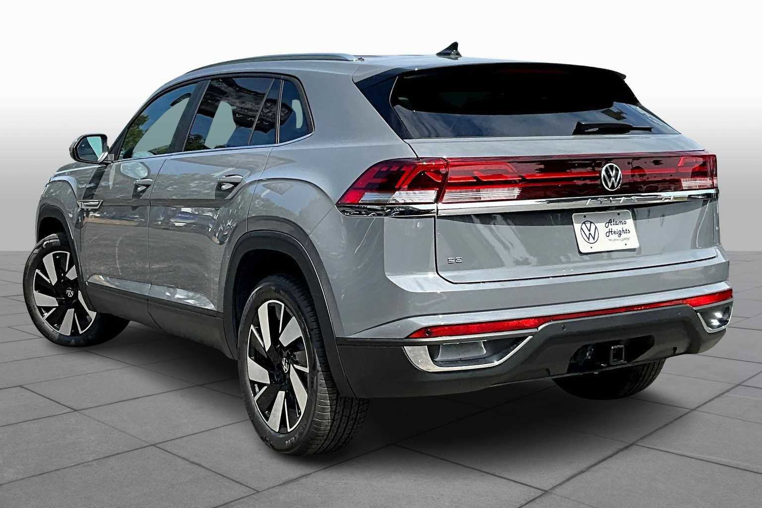 New 2026 Volkswagen Atlas Cross Sport SE image 12