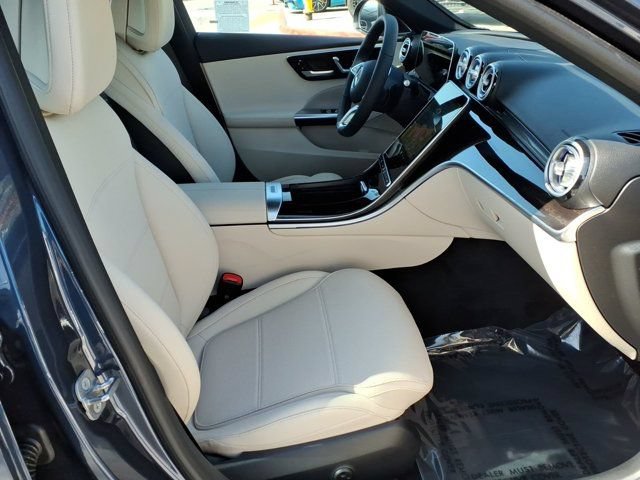 New 2026 Mercedes-Benz C 300 4MATIC Sedan image 16