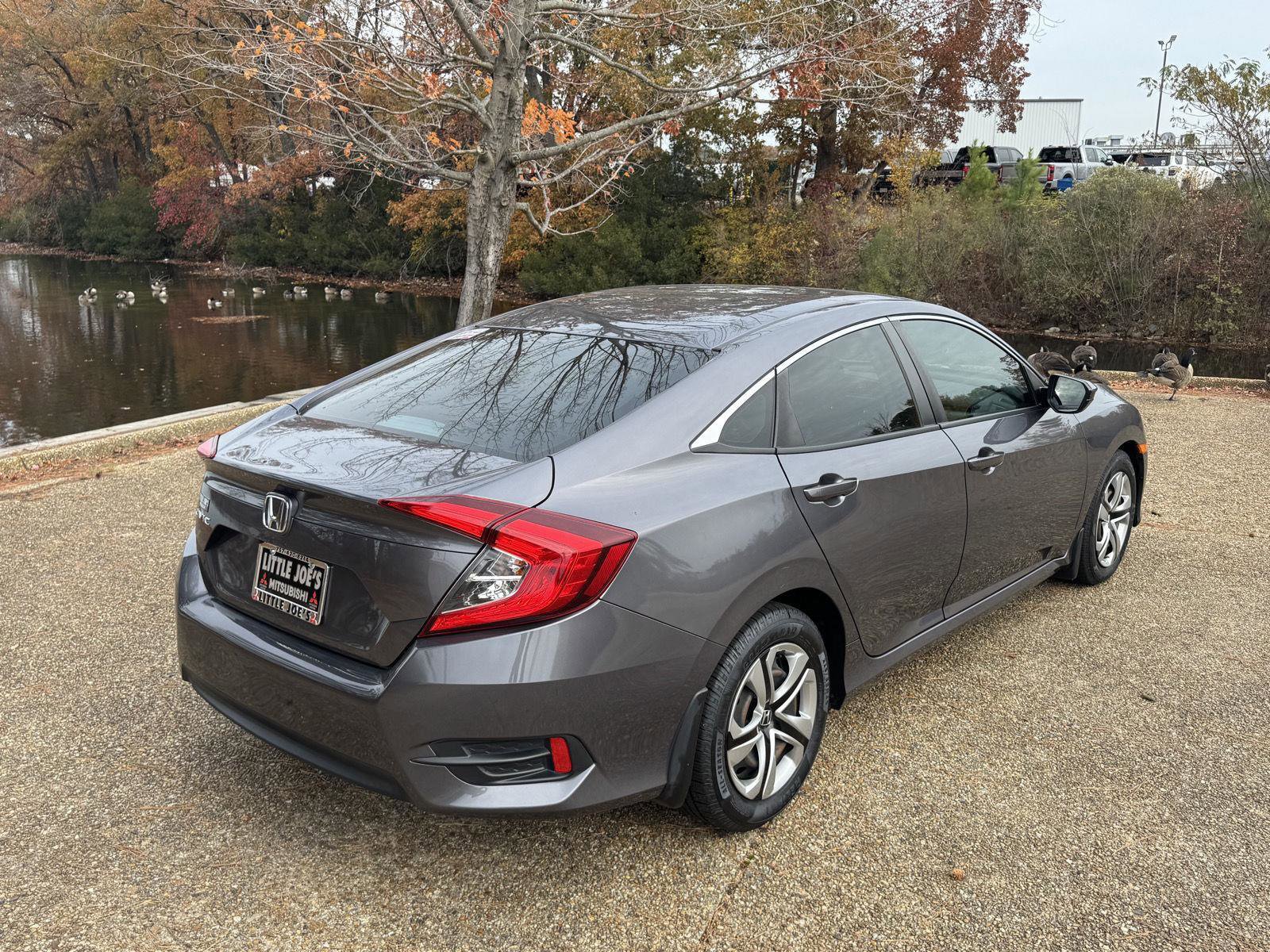 Used 2018 Honda Civic LX image 5