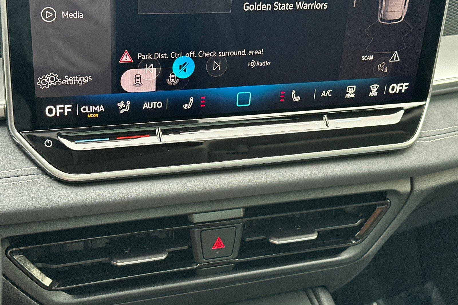 New 2026 Volkswagen Tiguan SE image 19