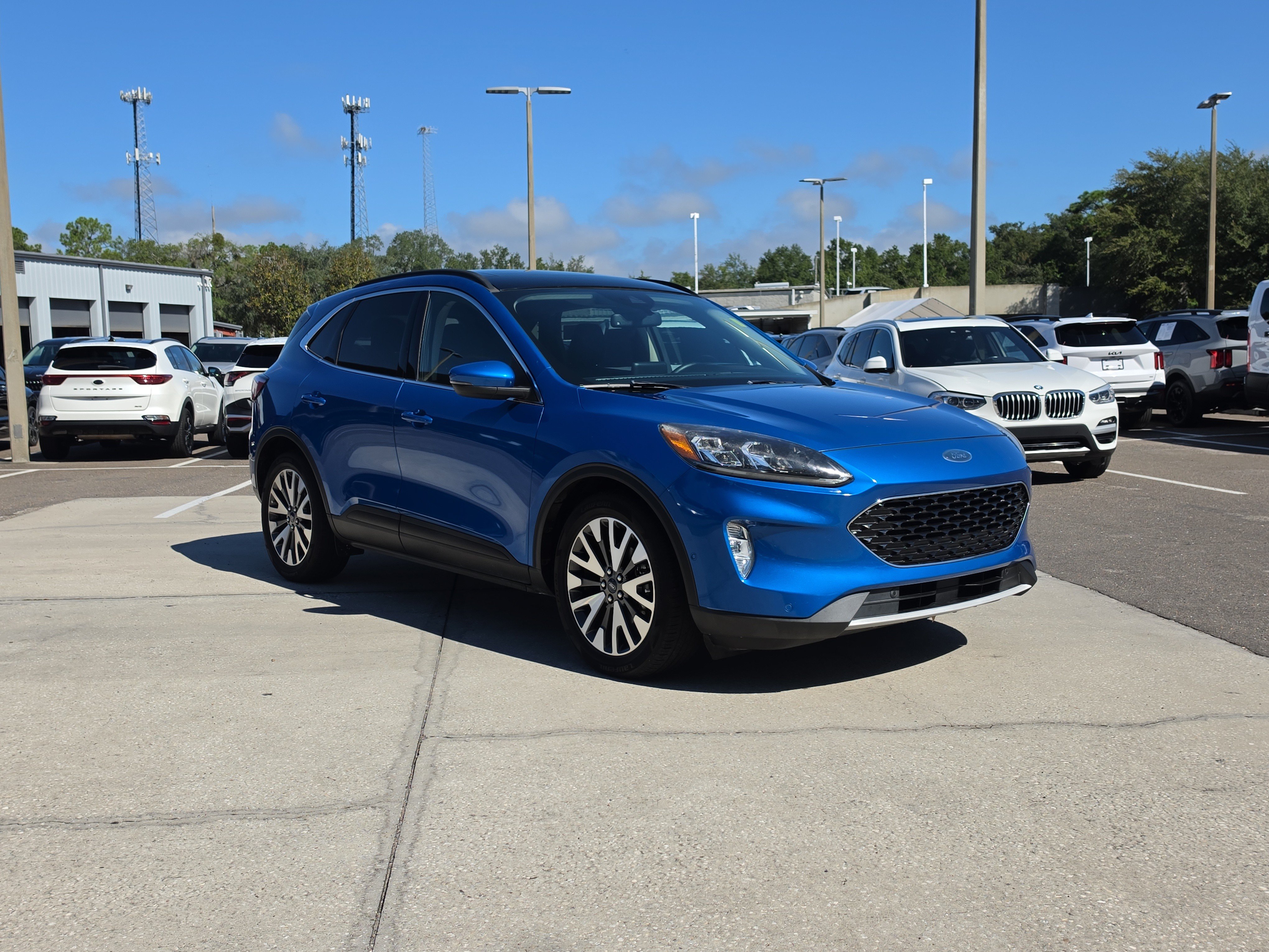 Used 2020 Ford Escape Titanium FWD image 2