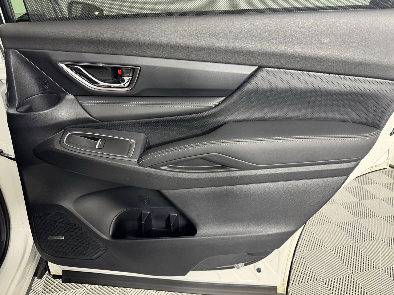 Used 2023 Subaru Ascent Limited w/ Technology Package image 30