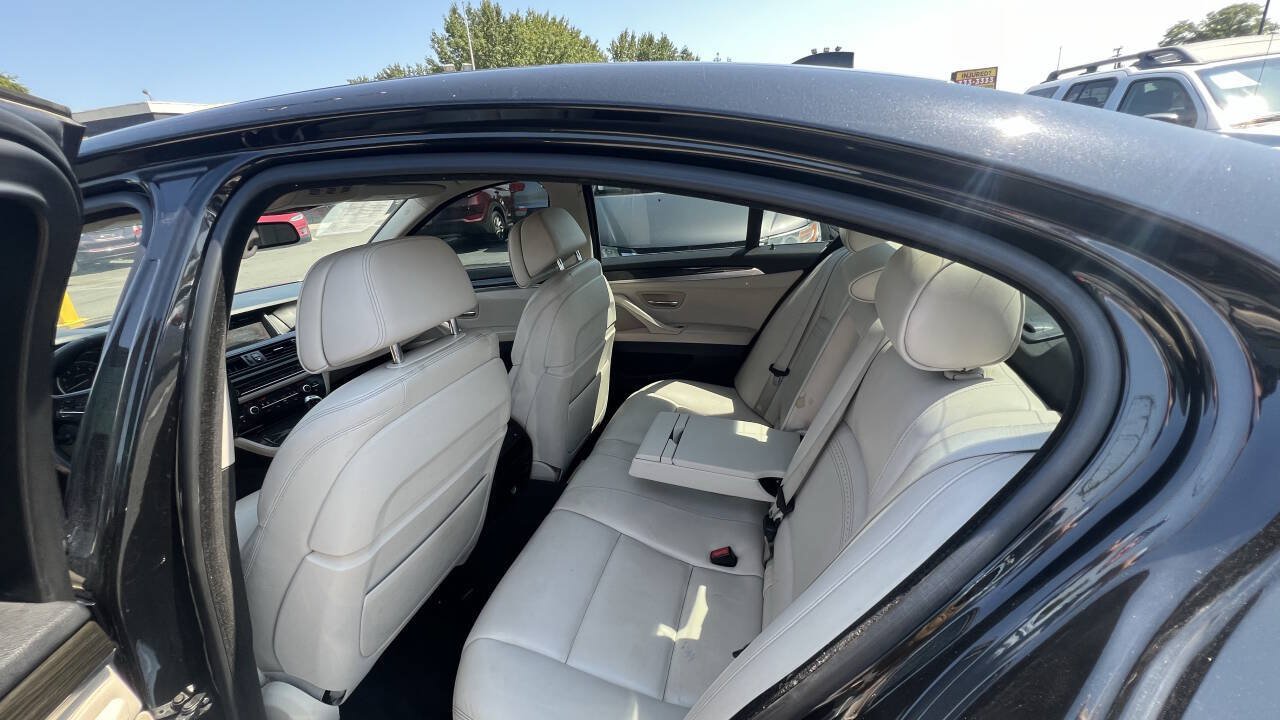 Used 2015 BMW 535i xDrive Sedan AWD/4WD image 4