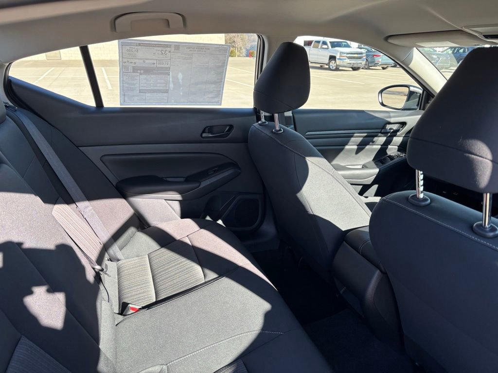 Used 2025 Nissan Altima 2.5 S image 11